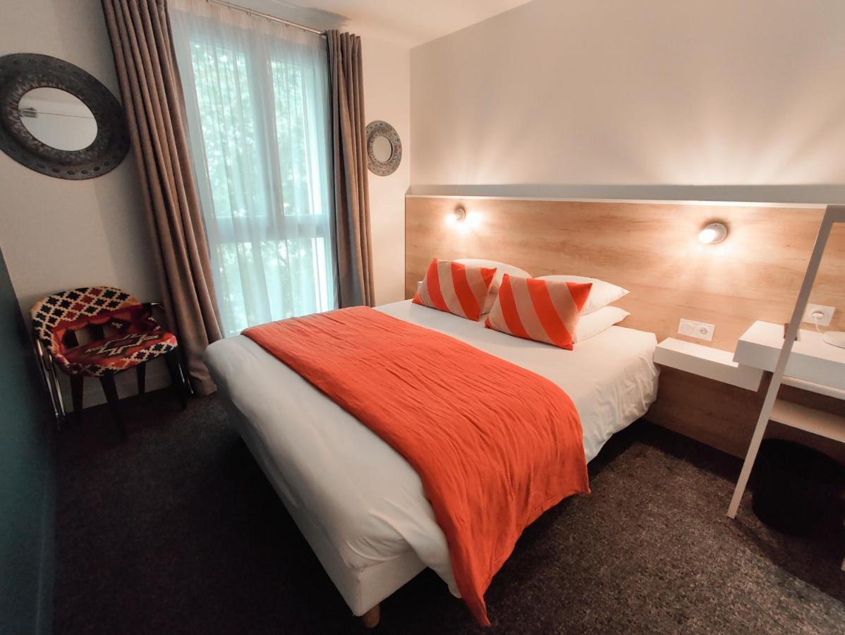 Hotel Le Collonges Tv Connecte Wifi Netflix บรีฟ-ลา-เกยยาร์ด ภายนอก รูปภาพ