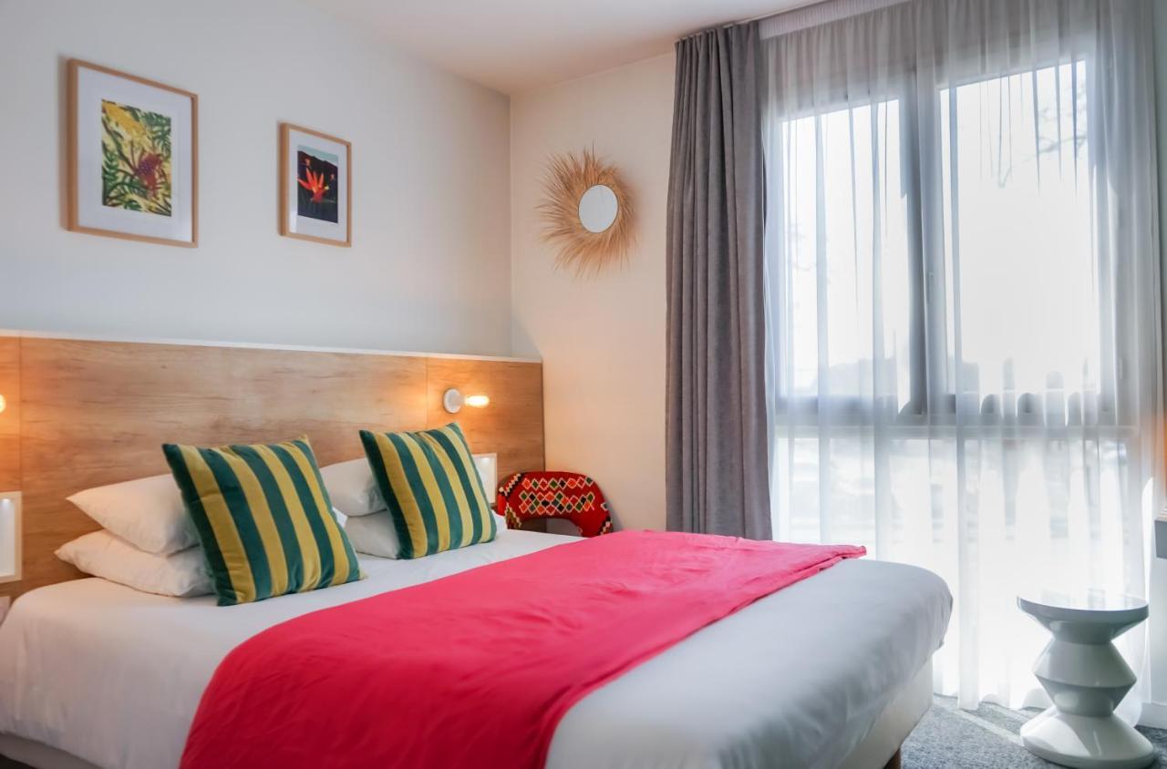 Hotel Le Collonges Tv Connecte Wifi Netflix บรีฟ-ลา-เกยยาร์ด ภายนอก รูปภาพ